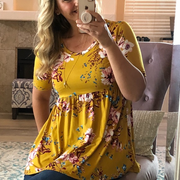 Last 1! Small Mustard Floral Babydoll Top - Picture 4 of 5